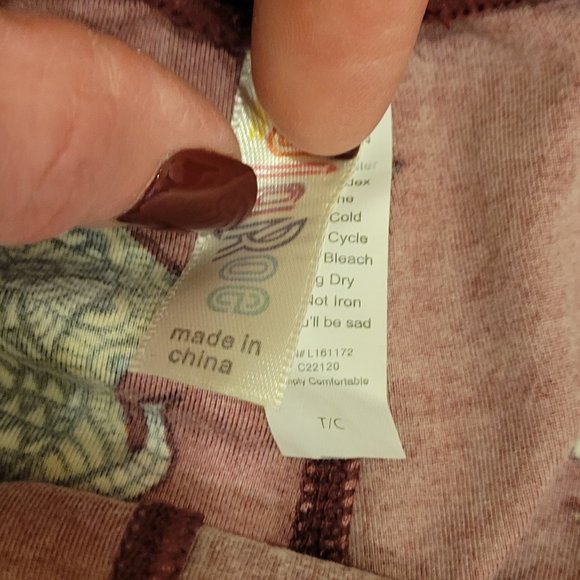 LuLaRoe Mosaic Unicorns Leggings (Tall & Curvy) - Picture 5 of 6